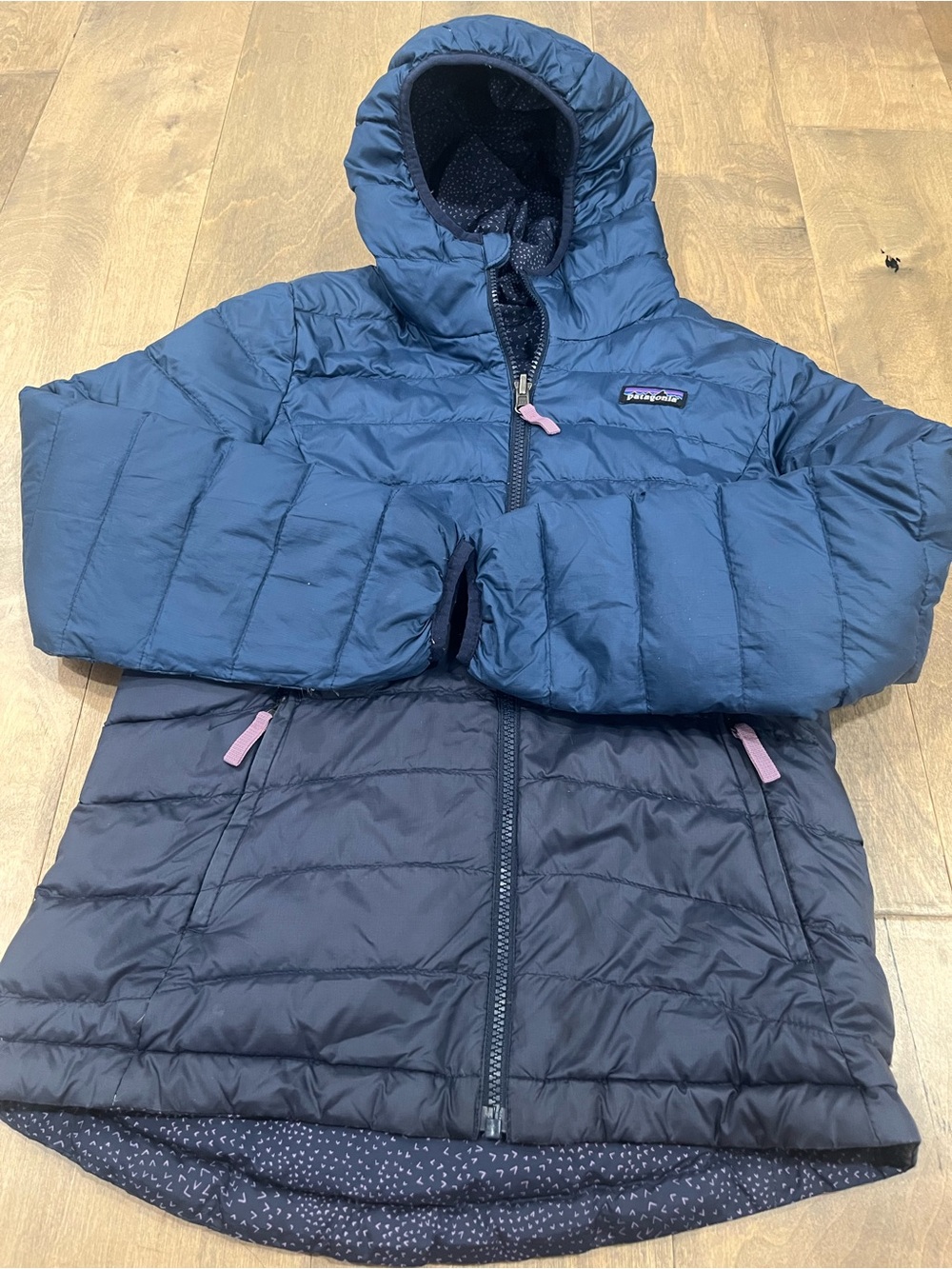 Patagonia Kids reversible Two-Tone navy with purple accent Hooded Puffer Jacket